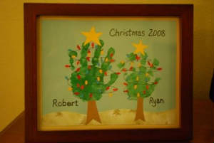 christmastreehandprints.jpg