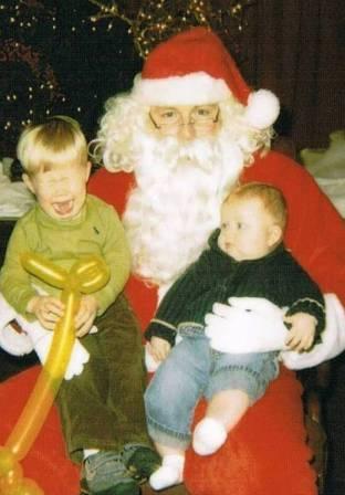 robert_and_ryan_with_santa_2008.jpg